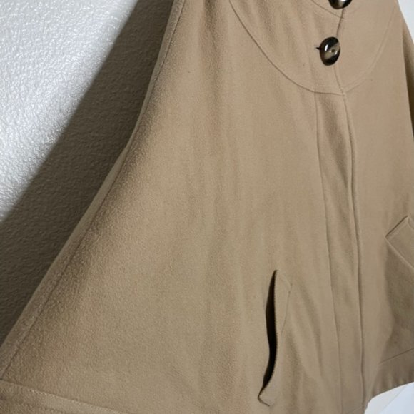 Helene Berman London | Cashmere Wool Blend Cape Coat - Picture 8 of 11